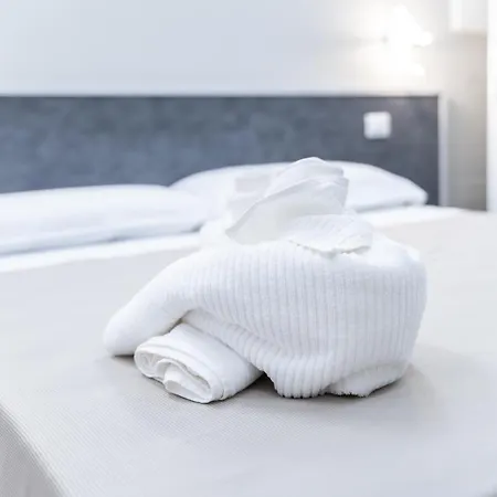 La Perla Bed and breakfast 3*